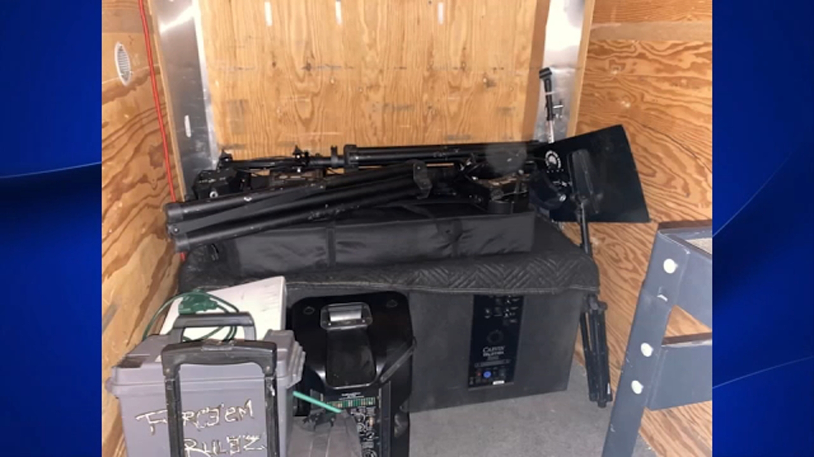 Fresno musician's trailer with equipment stolen