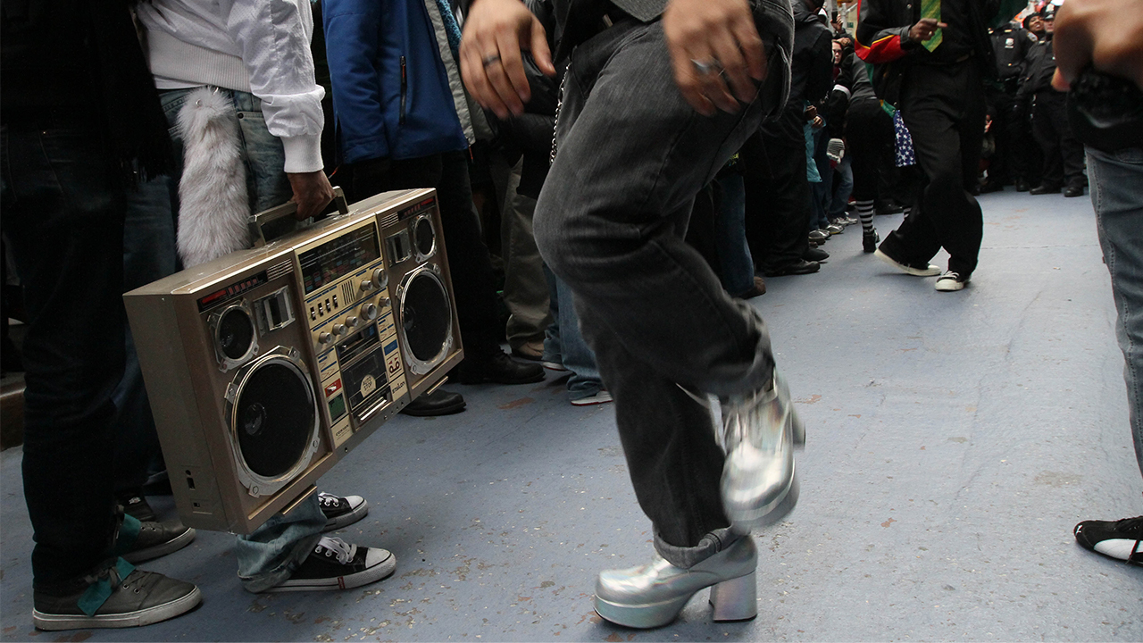 Calvin LeBrun, also known as DJ Mister Cee, dies at 57 - Vimarsana News