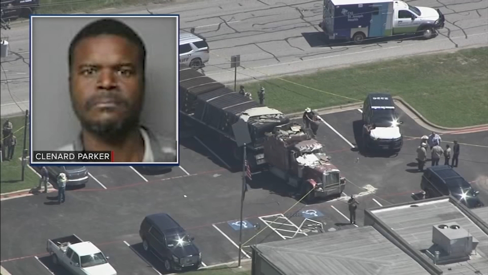Man accused of crashing stolen 18-wheeler into TX DPS office was 'traumatized', family says