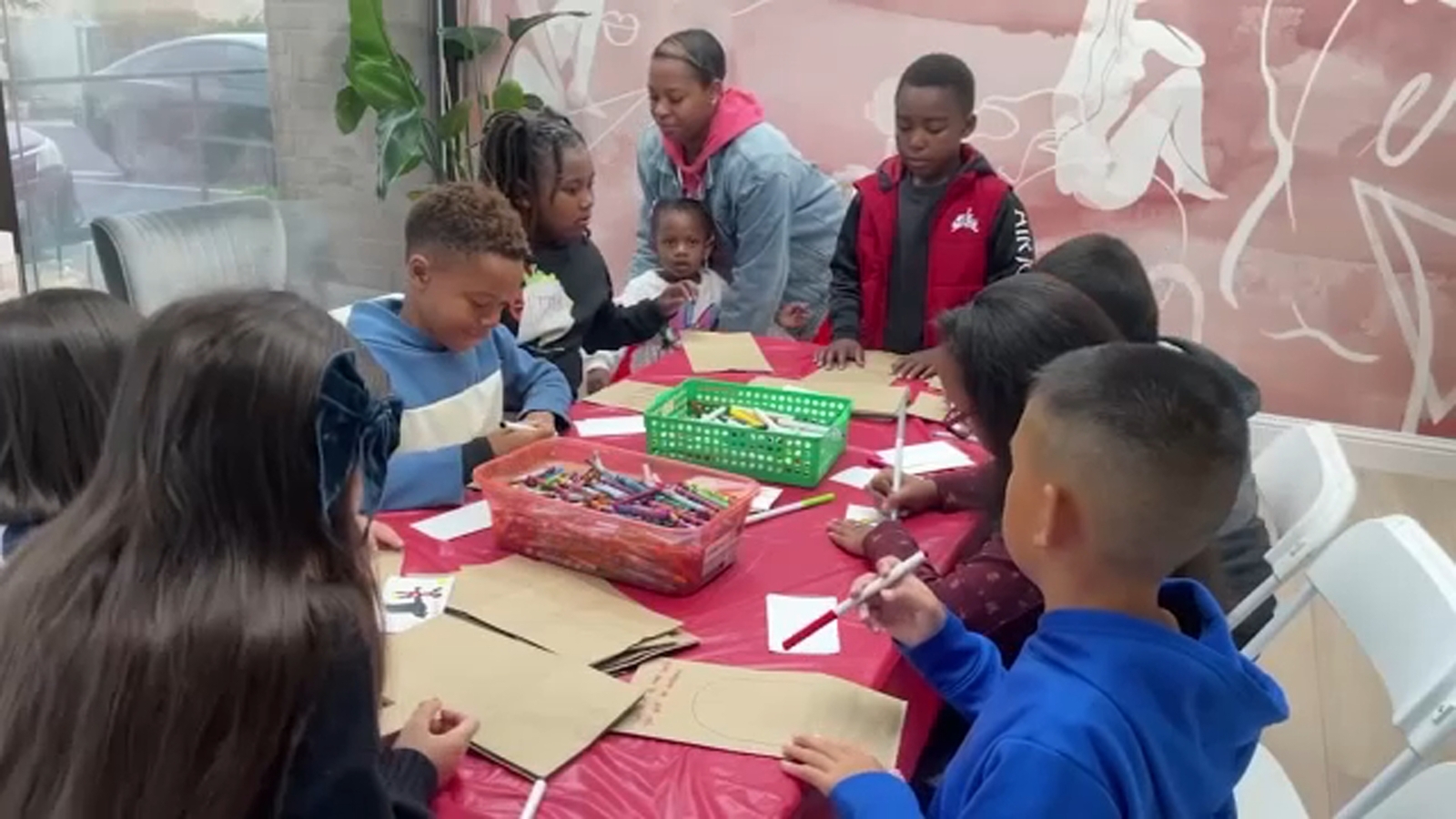 Little Lunch Bags helping kids get involved in feeding unhoused community members
