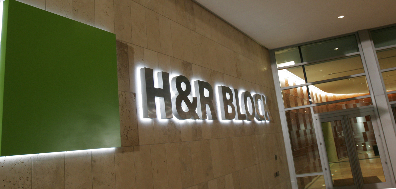 Getting an H&R Block bad gateway message? Company says they have