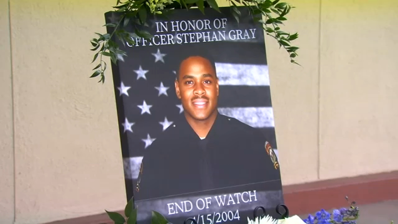 Community remembers Merced police officer killed in line of duty 20 years ago