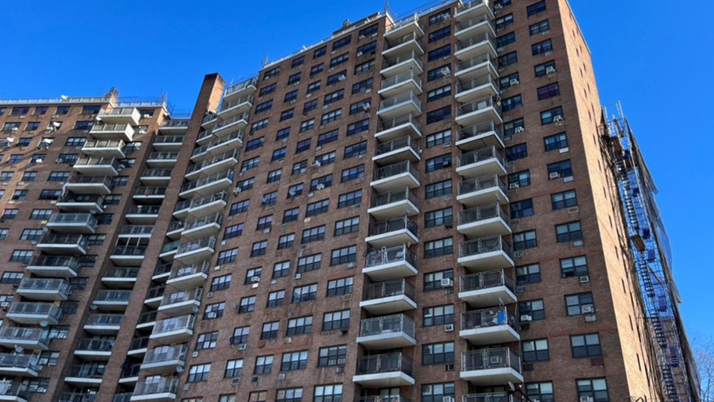 7 On Your Side Investigates: Legal Aid Society sues Bronx landlord over violations