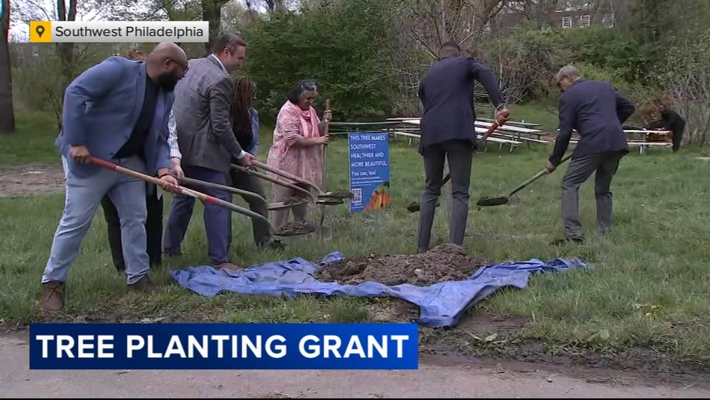 Bartram's Gardens receives $100,000 grant for new trees in celebration of Earth Day