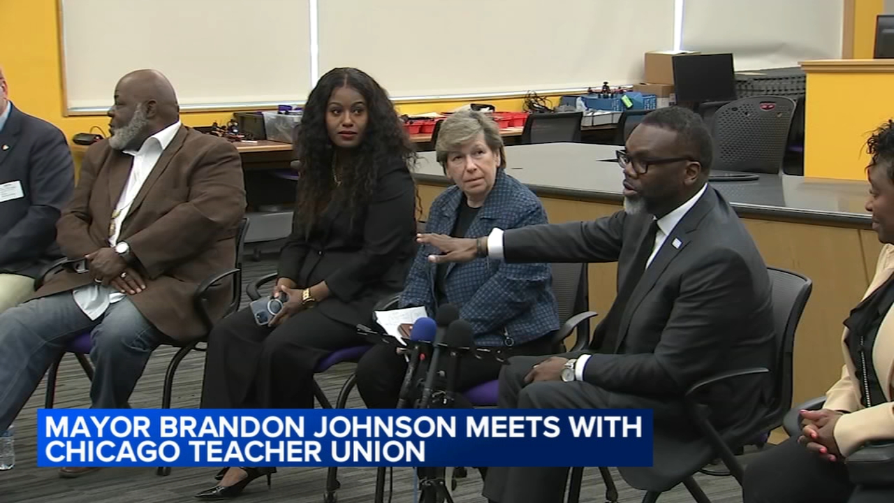 With contract negotiations set to begin, spotlight on mayor, CTU