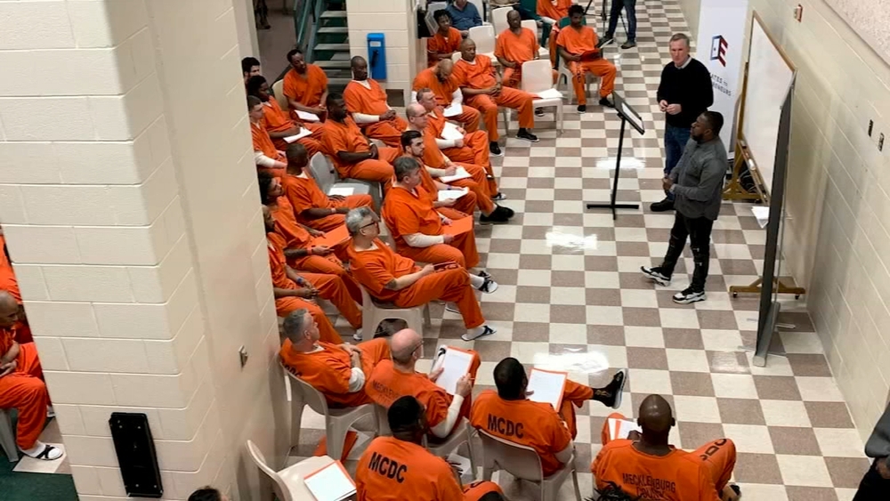 Local nonprofit helps formerly incarcerated start their own business 