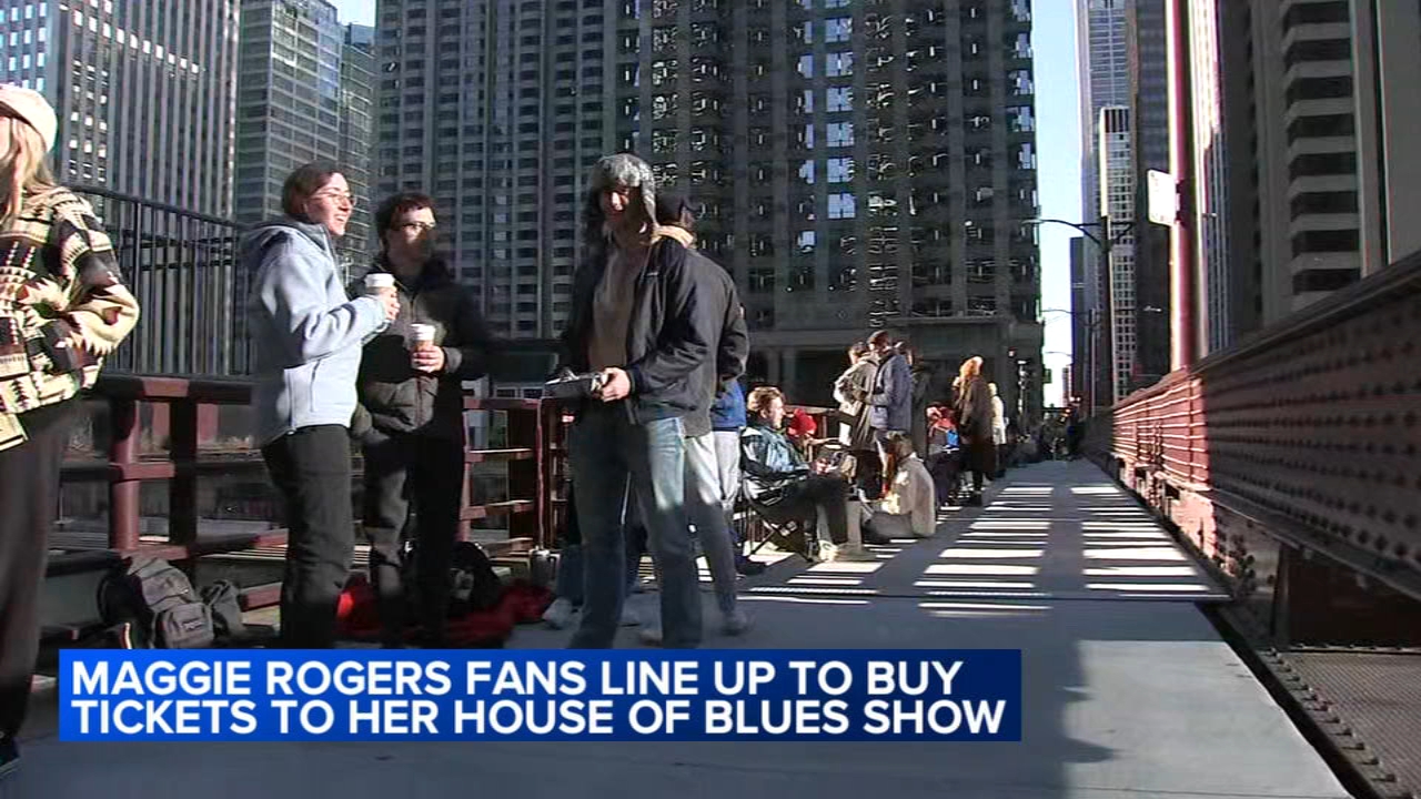 Maggie Rogers fans line up for in-person-only tickets in Chicago