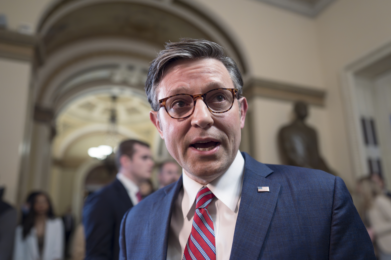 House passes $95 billion Ukraine, Israel aid package after months of struggle