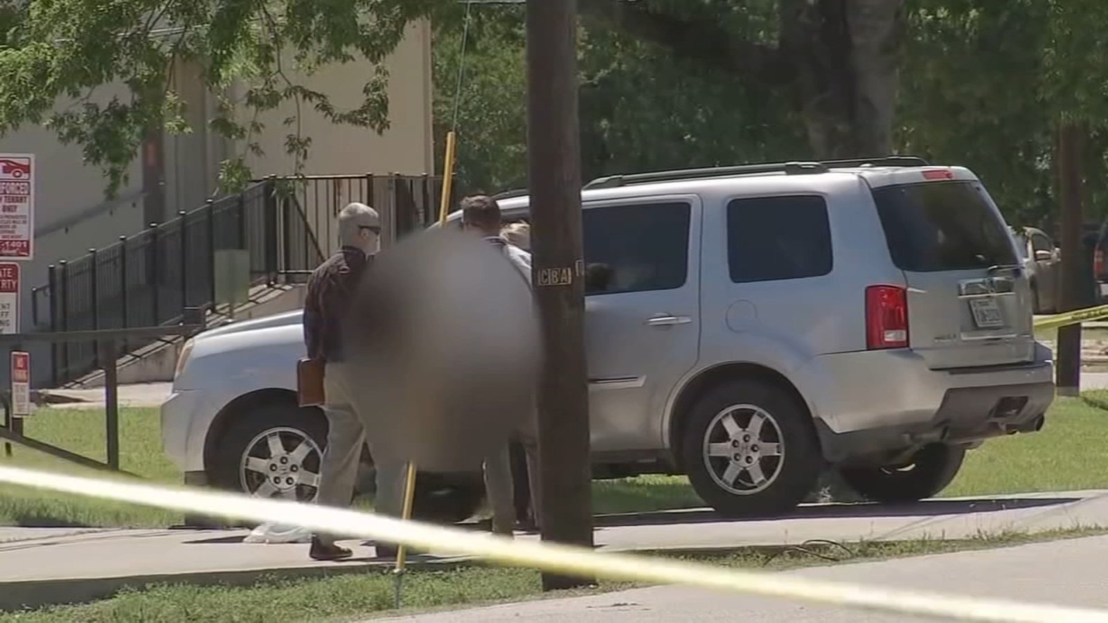 Fatal shooting: Woman found shot to death in car in Alief, Houston ...