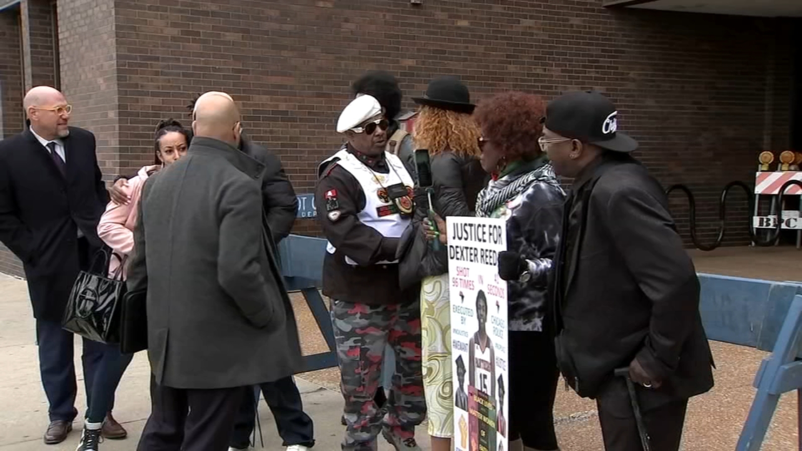 Hope Reed Family of Dexter Reed, killed in Chicago police shooting, files federal ...