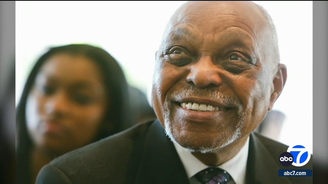 Cecil Murray honored at First AME Church with 'Homegoing Celebration'