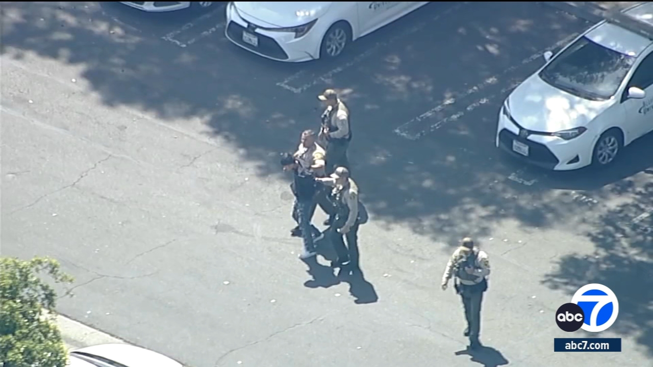 Robbery suspect arrested after high-speed chase in Torrance area