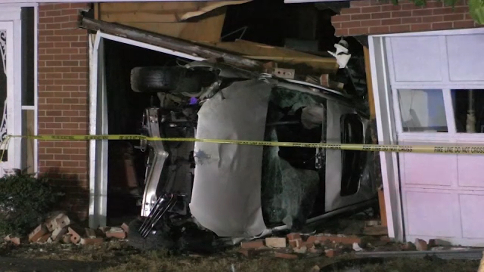 Driver injured after car crashes into a home in Harnett County - ABC11 ...