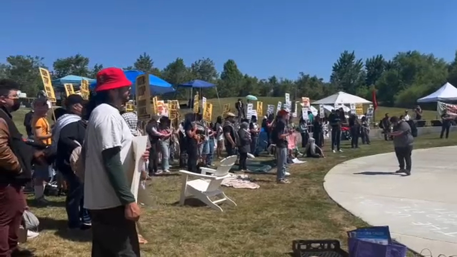 Protestor crowd grows on UC Merced campus as board of regents meetings continue