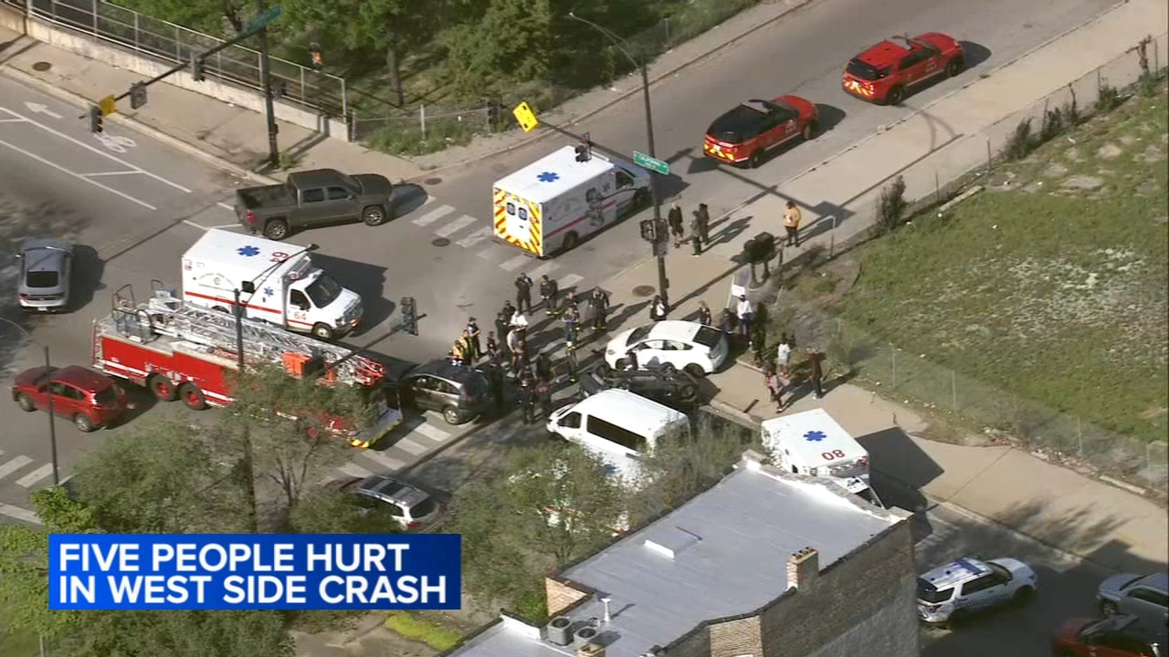 At least 5 injured in West Side car crash: CFD