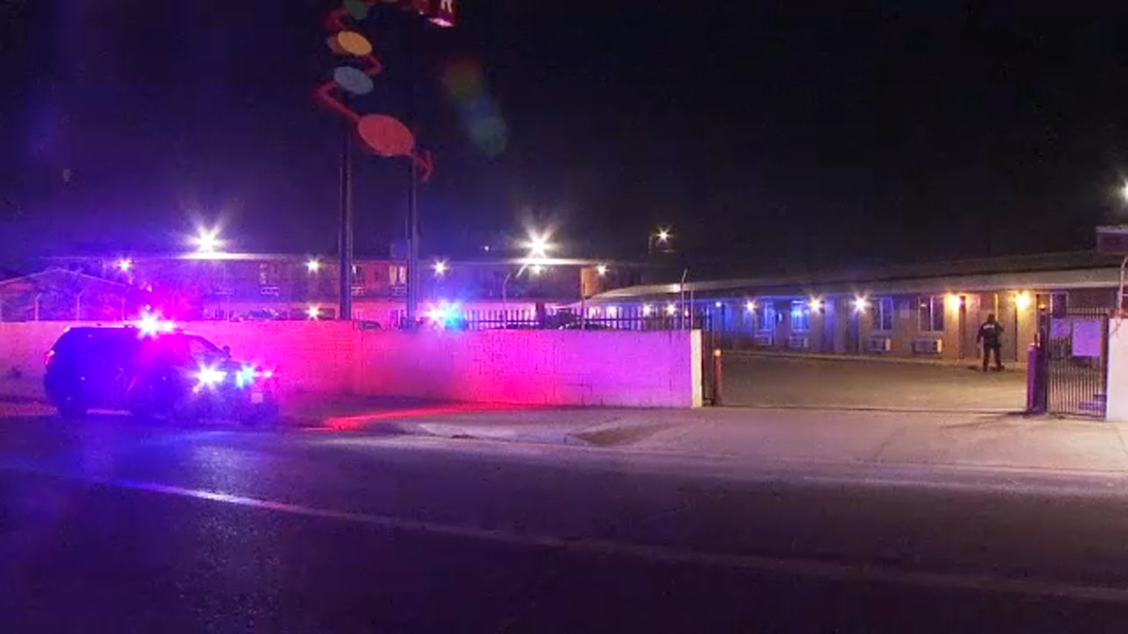 Suspect stabs man then steals his car in southeast Fresno, police say