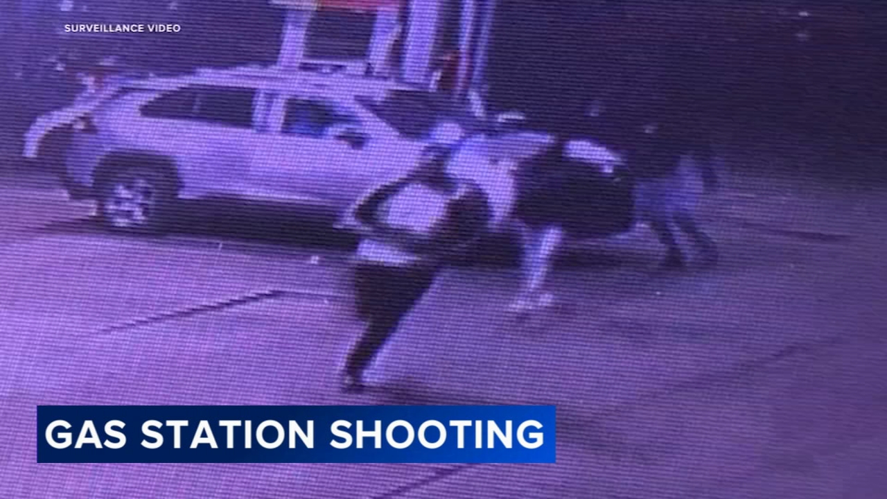 Robber shoots man at South Side gas station, CPD says: VIDEO