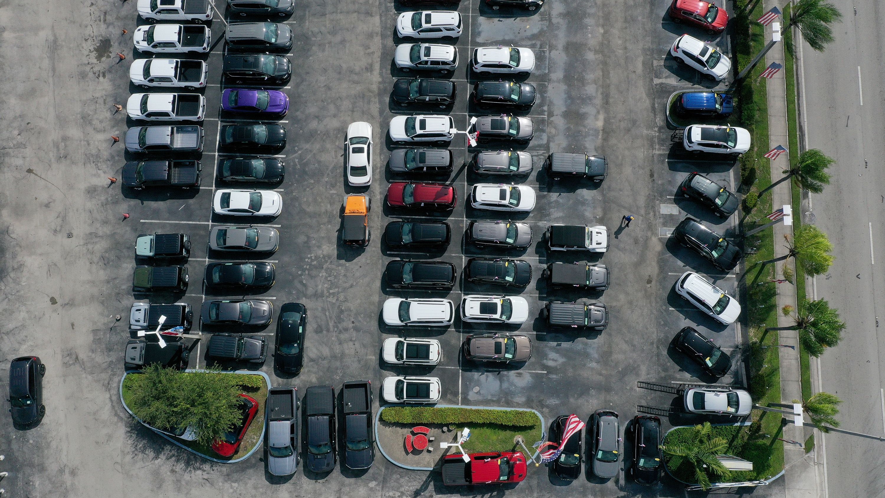 This Memorial Day kicks off a buyer's market for new cars - Vimarsana News
