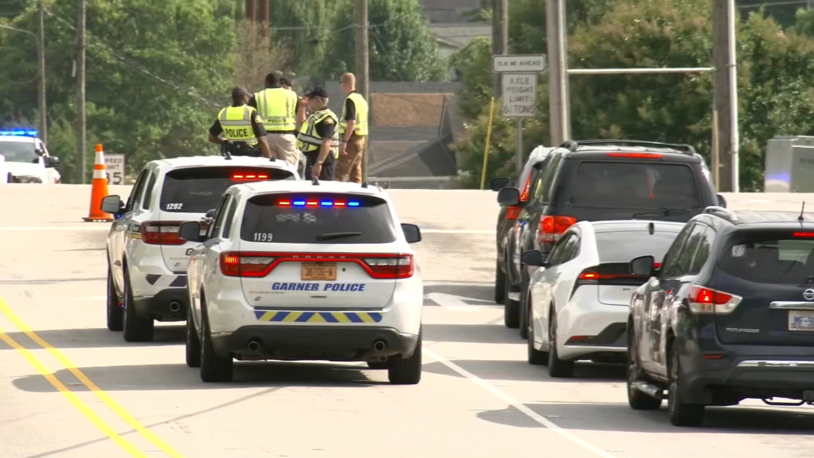 2 killed in crash on US Business 70 in Garner