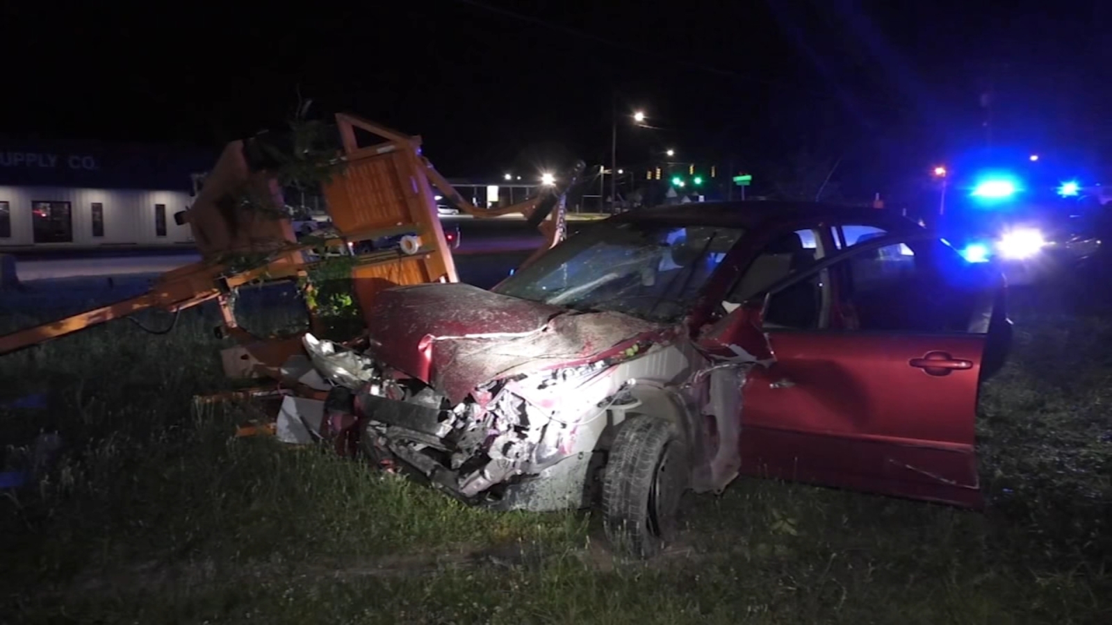 1 arrested after Dunn police chase ends in crash - ABC11 Raleigh-Durham