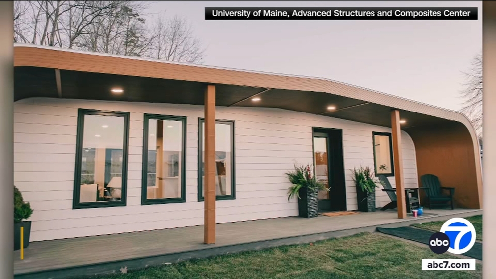 This 3D printer can create a 600-square-foot home in 48 hours