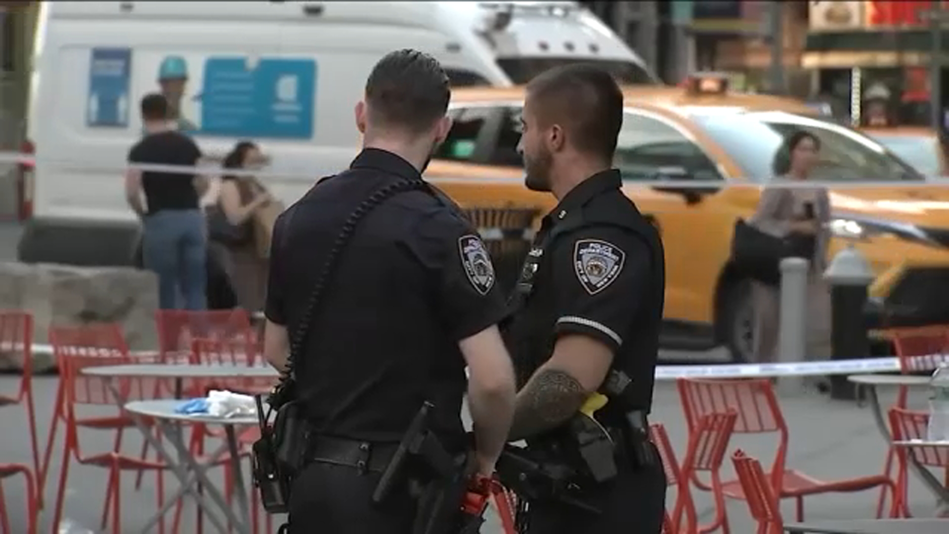 Man randomly slashed in East Village, suspect still at large
