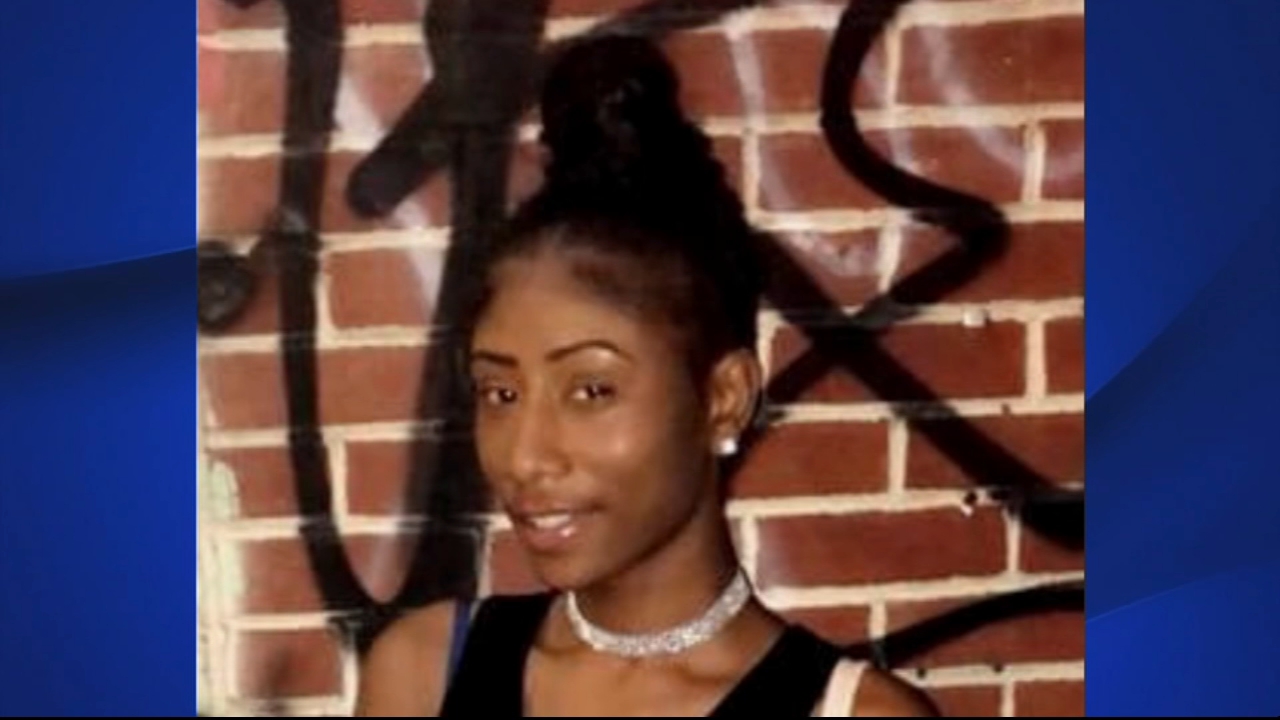 Wellness check ends with woman found stabbed to death in Philadelphia home