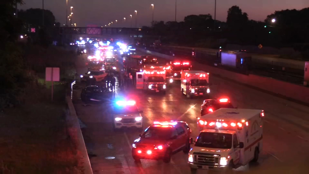 Injuries reported after Dan Ryan crash involving squad car: ISP