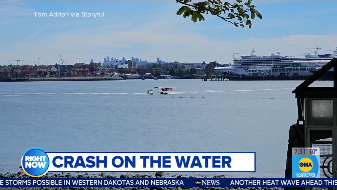 Several injured after seaplane collides with boat: VIDEO