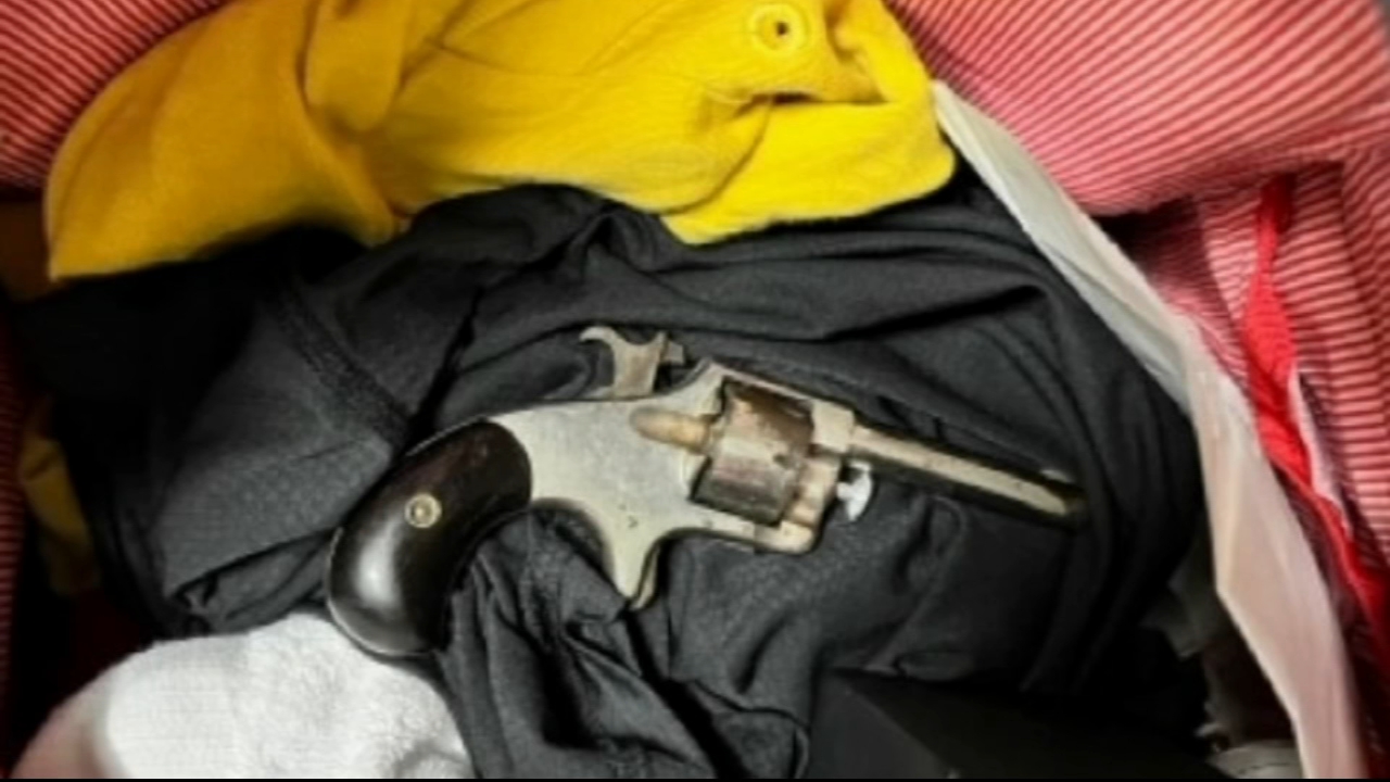 TSA stops man from bringing antique gun onto plane at Philadelphia International Airport
