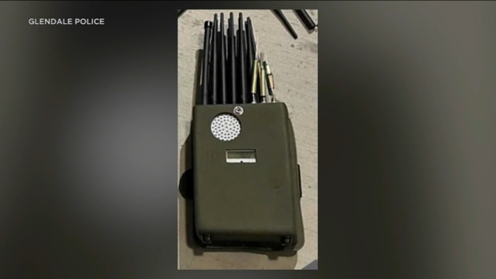 Signal Jammer and Wireless Security: How Wi-Fi Jamming Works and How to Protect Your Home
