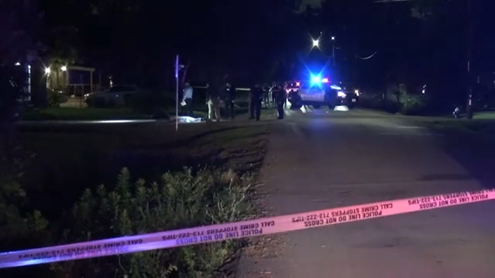 Man believed to be in his 40s found shot to death on Lynnfield Street
