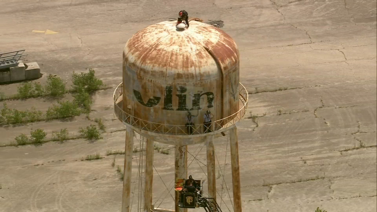 Channahon fire crews rescue man from water tower