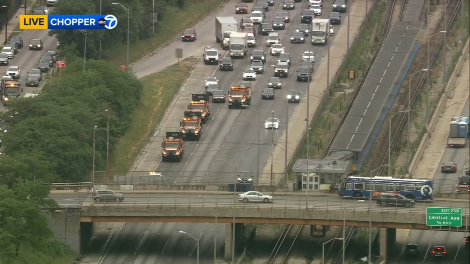 Chicago traffic: Crash shuts down inbound lanes of I-290 at Cicero ...
