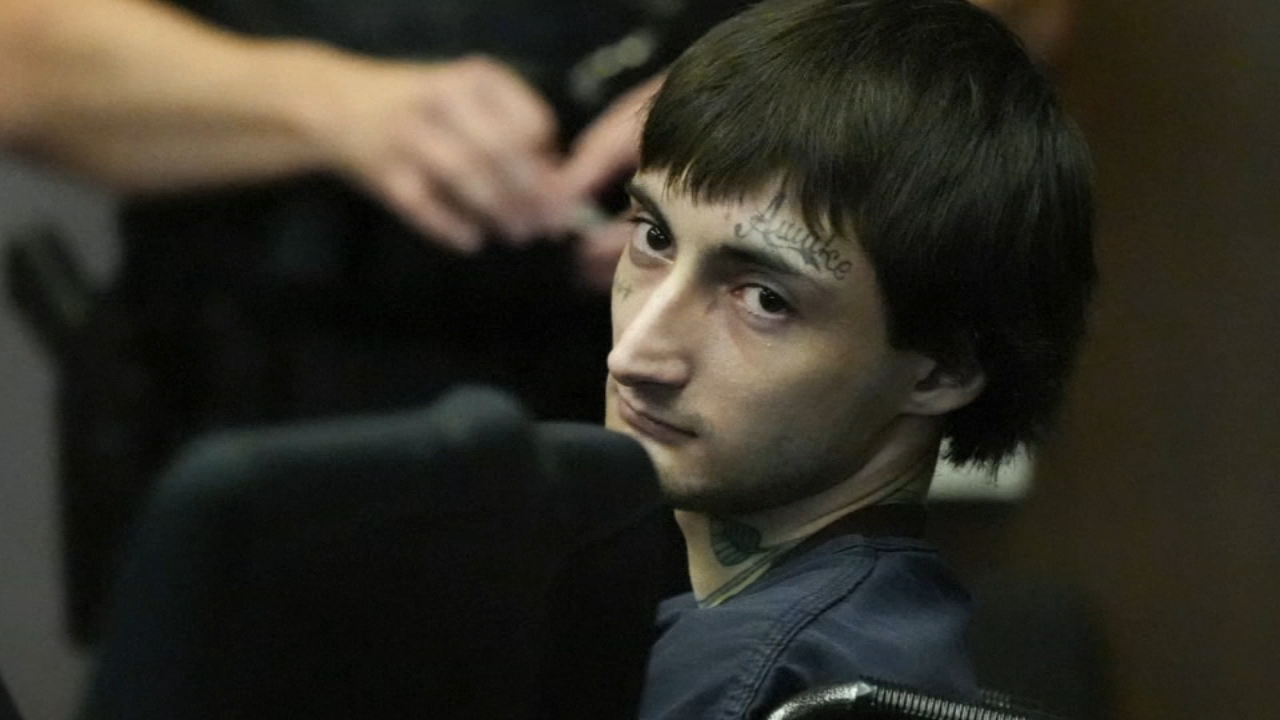 Highland Park parade shooting suspect Robert Crimo III decides not to change to guilty plea