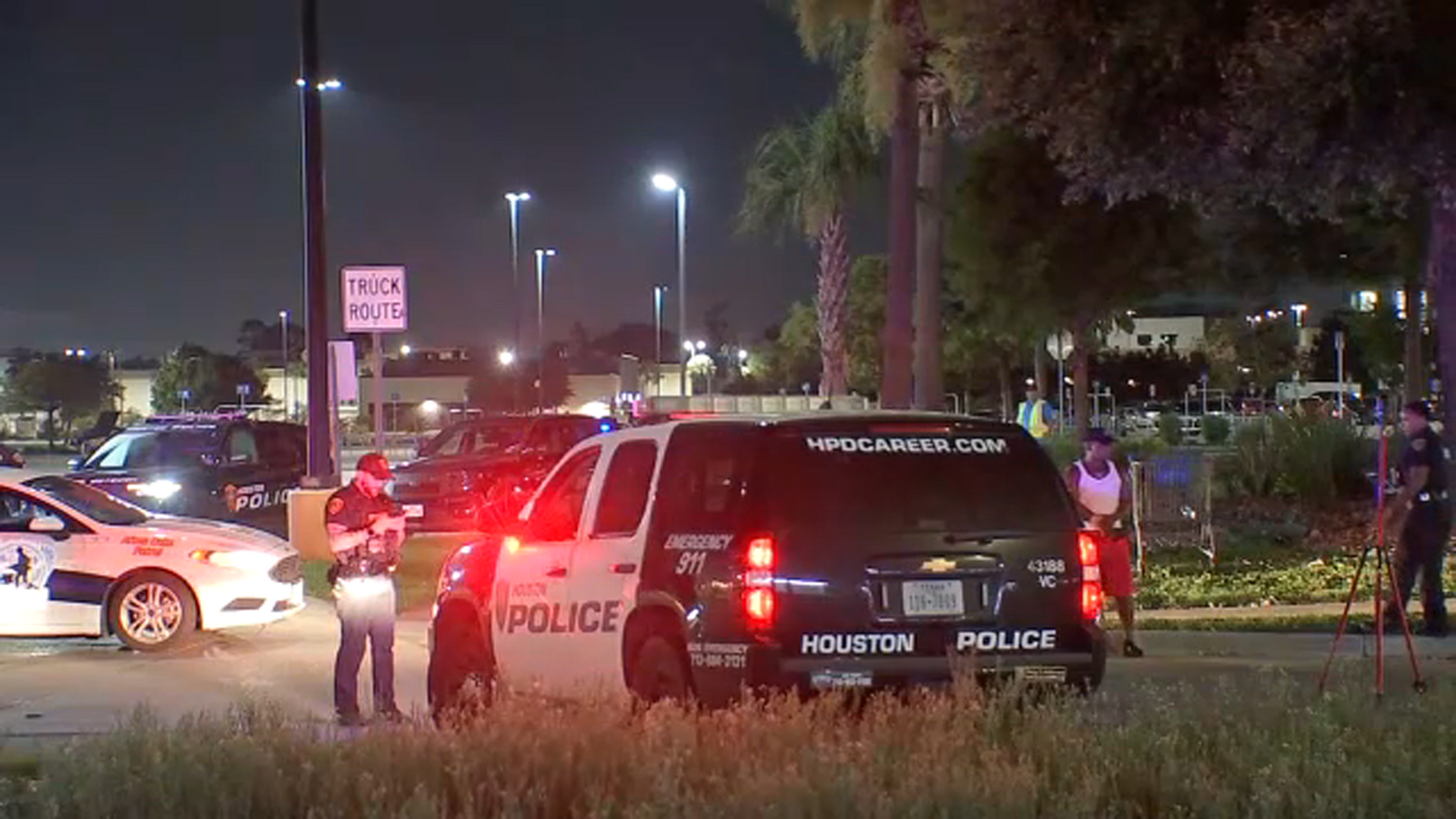 Pedestrian hit and killed by driver along E Crosstimbers Street after ...