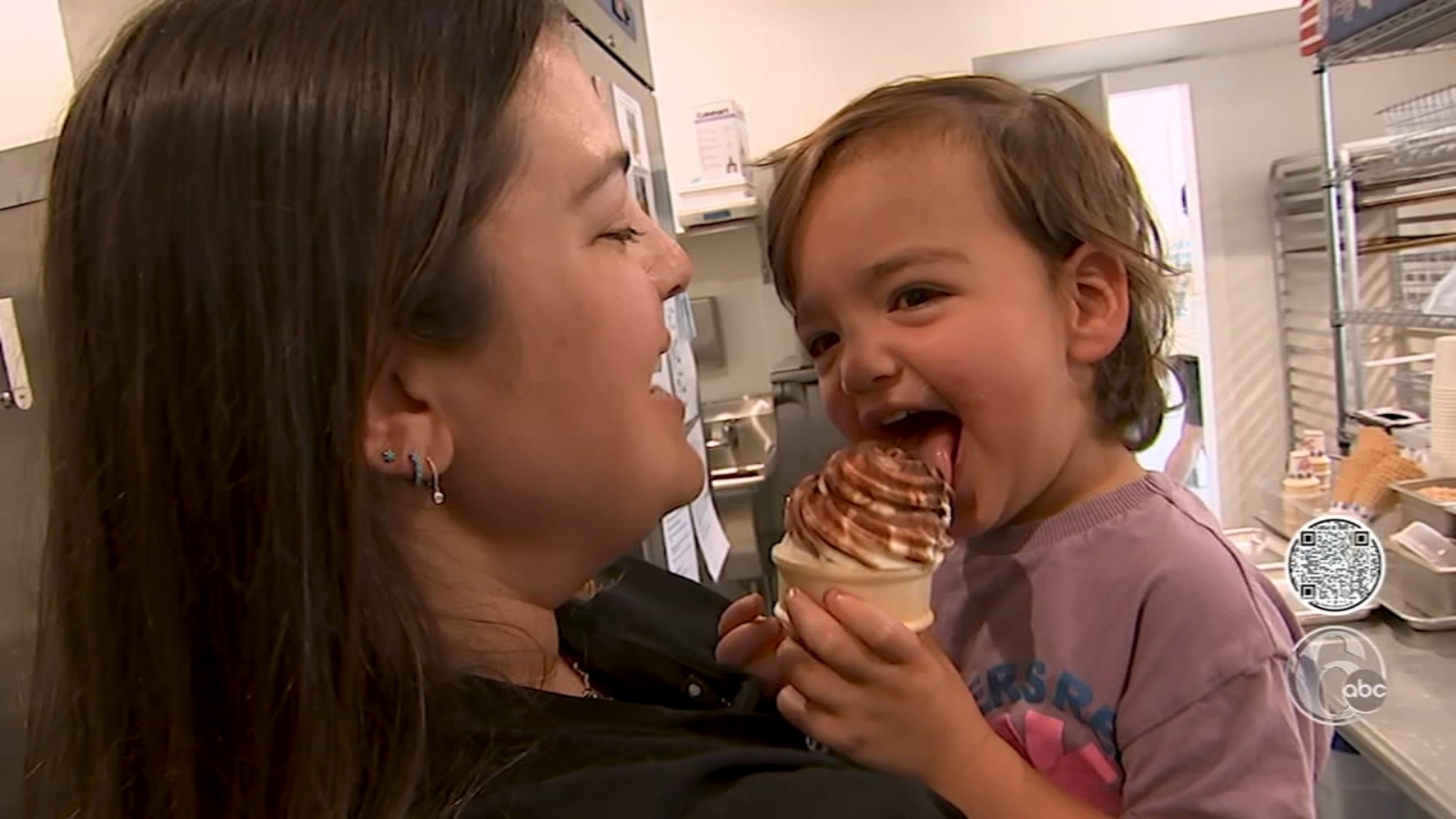 Kismet Bagels Open's Kismet with an Evening concept called