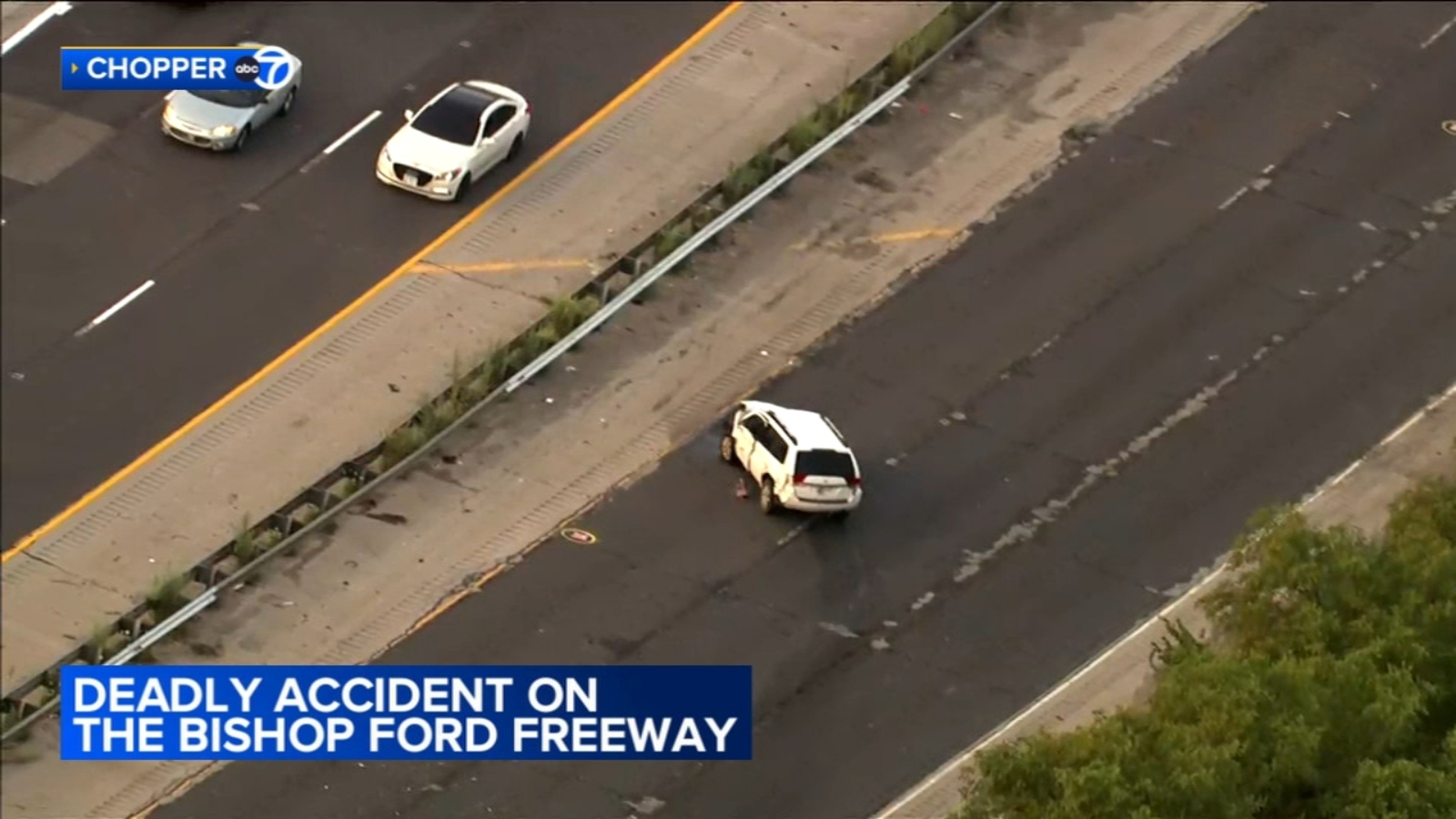 Chicago area traffic: 1 dead in Bishop Ford crash, Illinois State Police say; SB lanes closed - ABC7 Chicago