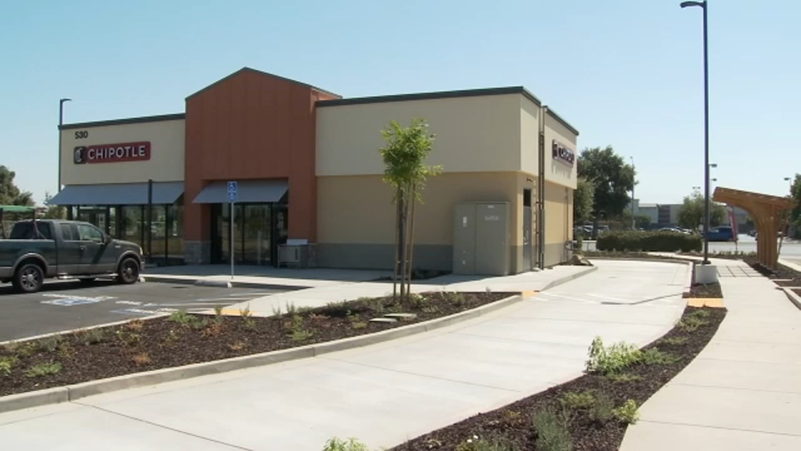 New Chipotle location opening in Visalia with drivethru ABC30 Fresno