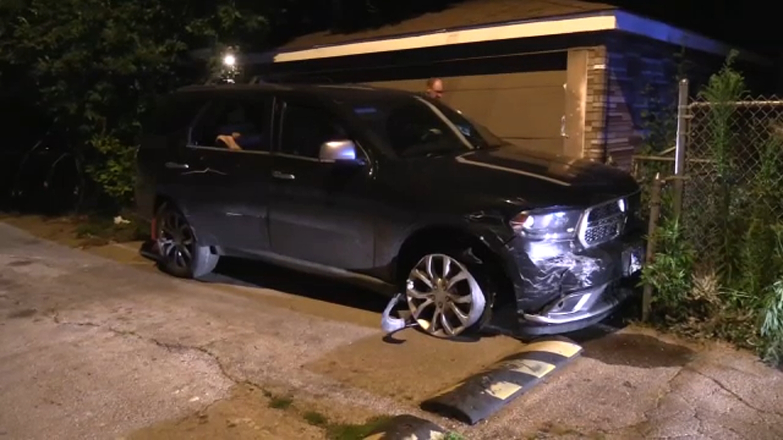 4 pedestrians, CPD squad car hit by stolen vehicle fleeing stop in ...