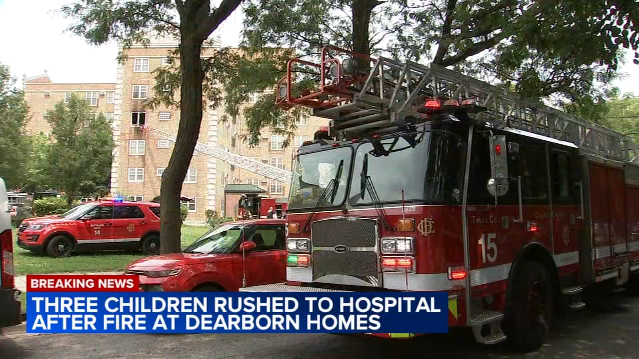 3 children hospitalized after fire at South Side CHA building: CFD