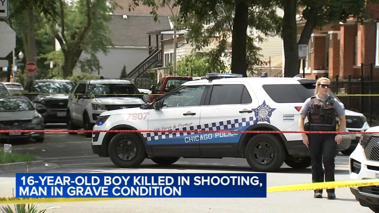 Teen killed, man in grave condition after SW Side shooting: CPD