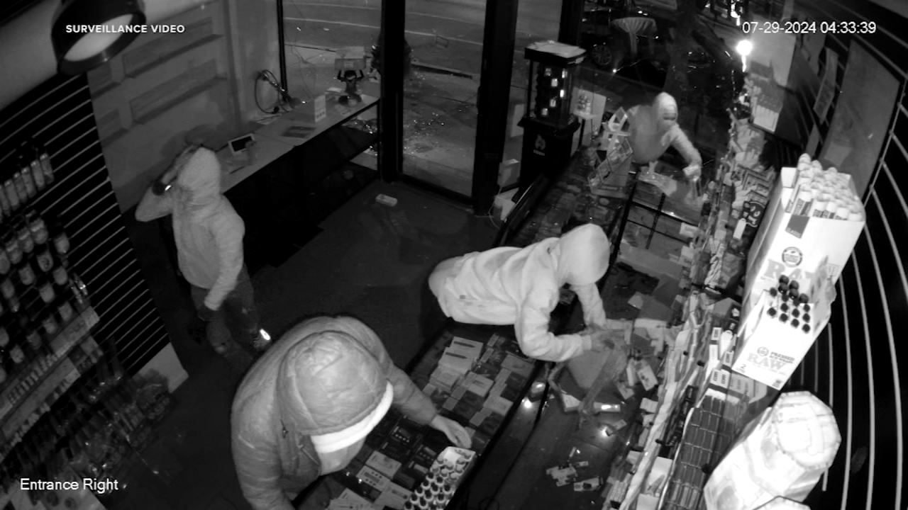 andover cigarette burglary Chicago crime: 2 smoke shops burglarized in Lincoln Park; Mr. Vape hit 2nd  time in a month, police say
