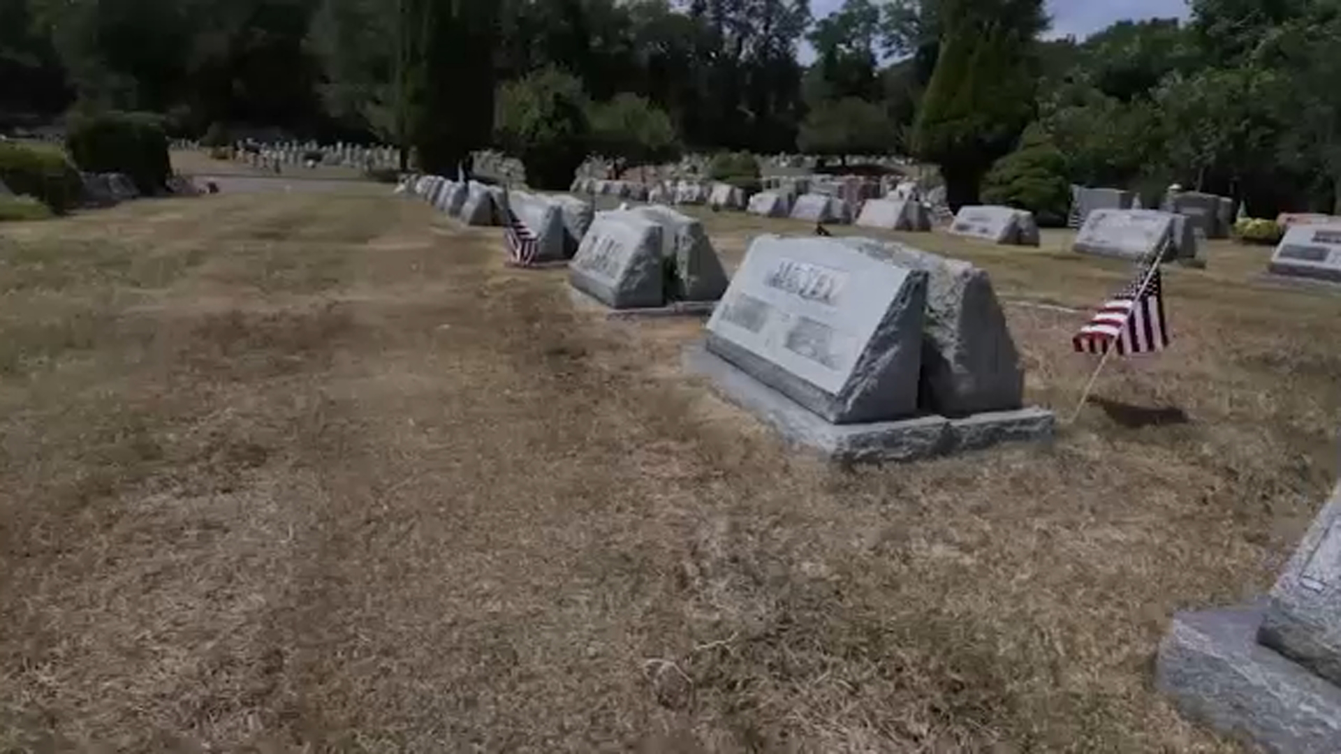 Family of veteran sues New Jersey funeral home