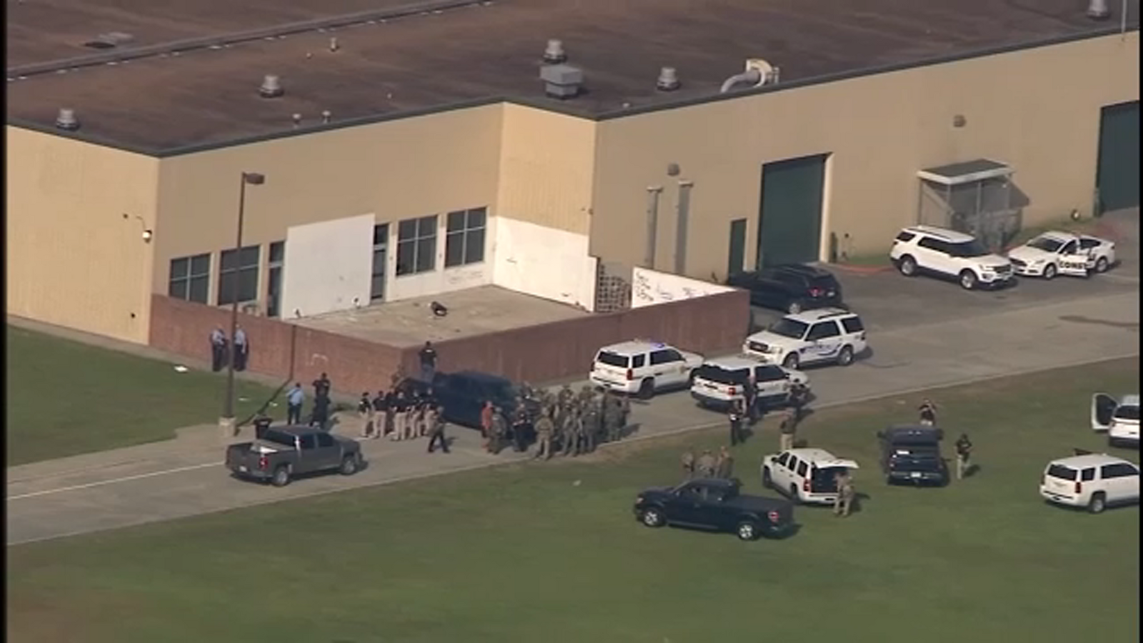 Santa Fe High School shooting trial: Shocking photos shown in civil ...