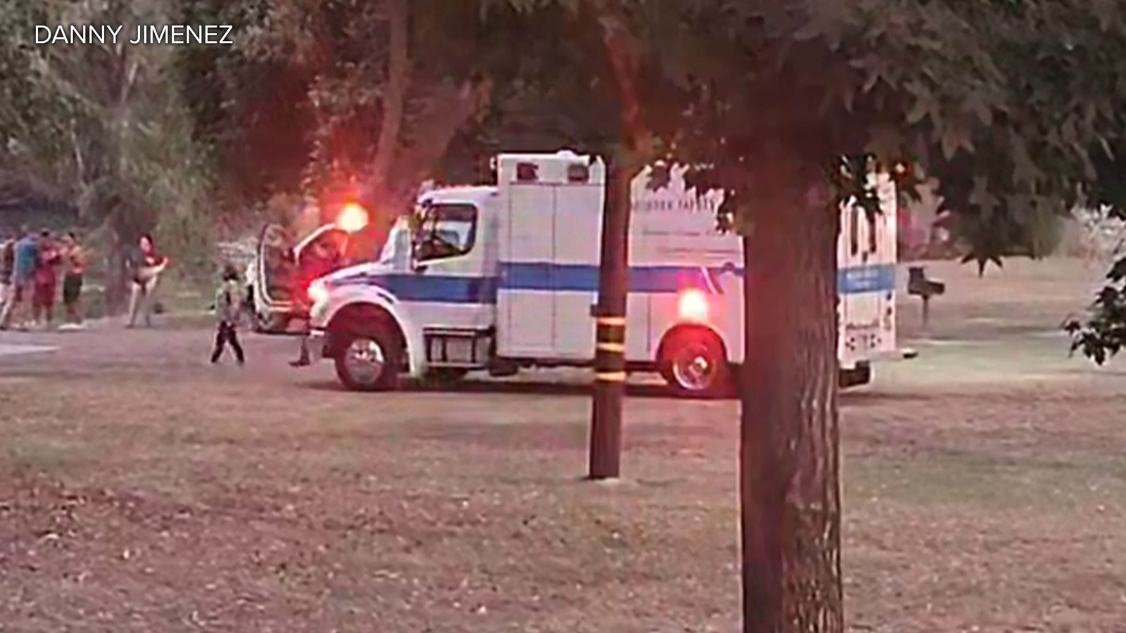 Man dies after being pulled from water at Reedley Beach - ABC30 Fresno