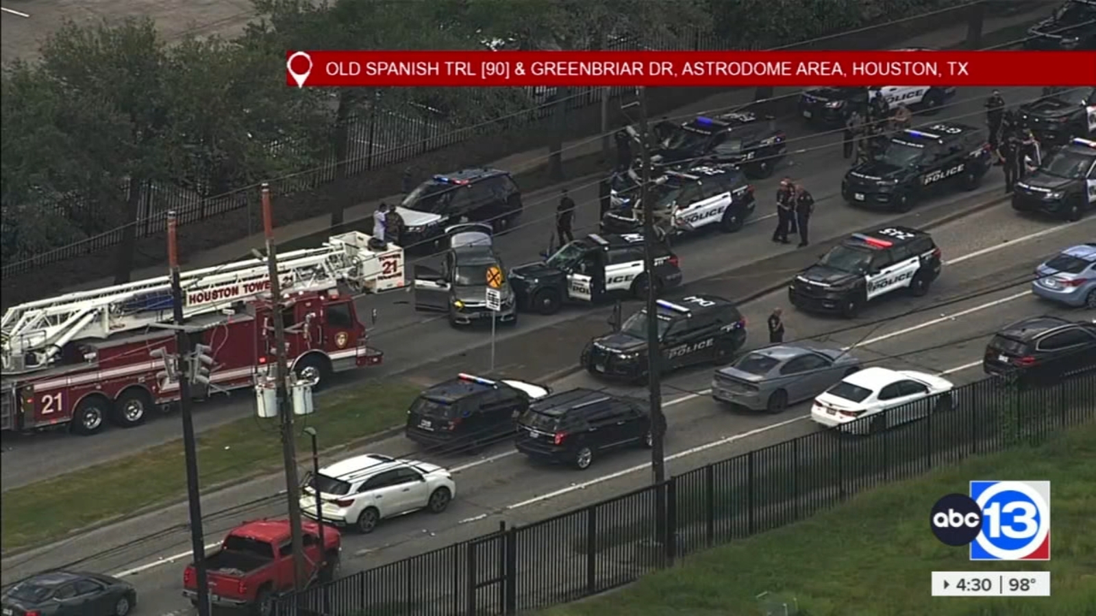 Jugging suspects in custody after Houston police chase ends on Old ...