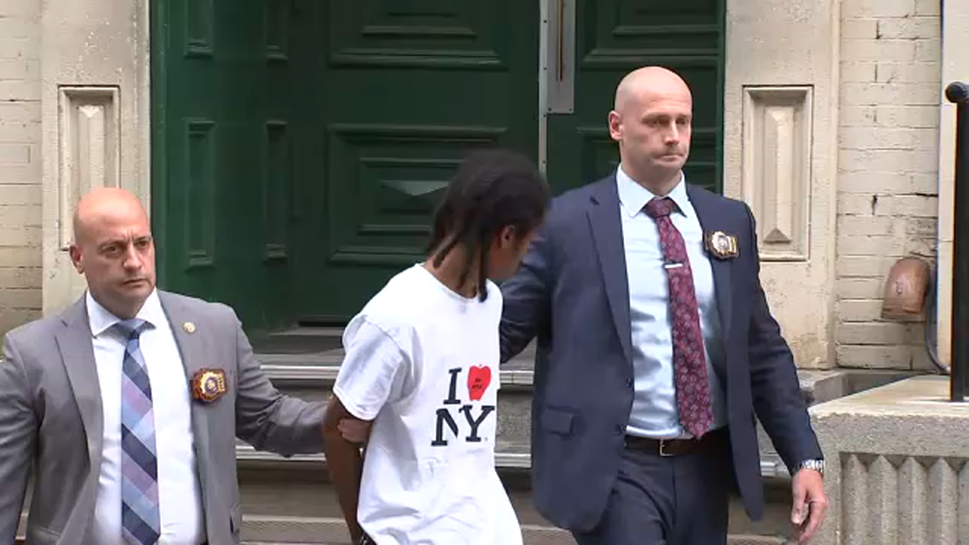 Suspect charged with attempted murder after 2 NYPD sergeants shot