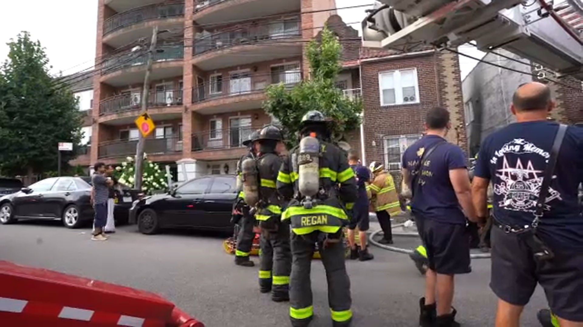6 injured after fire tears throgh Woodside home
