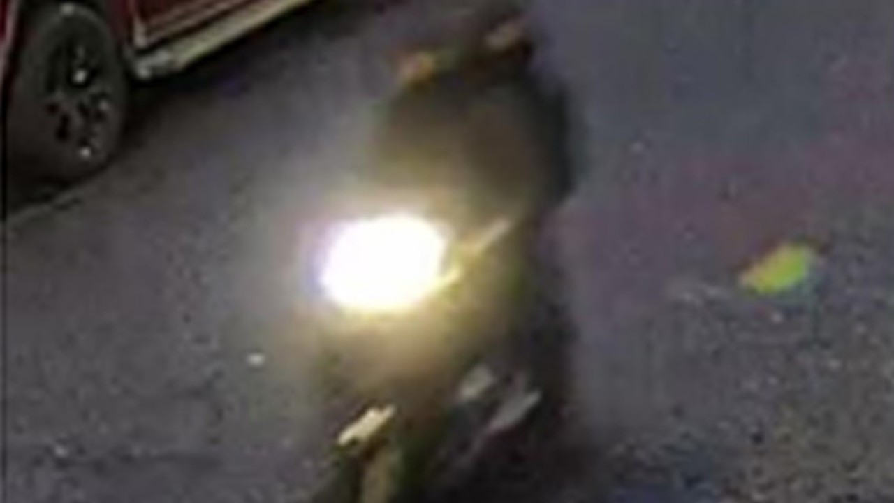 2 gunmen rode scooter before shooting 6 men in the Bronx